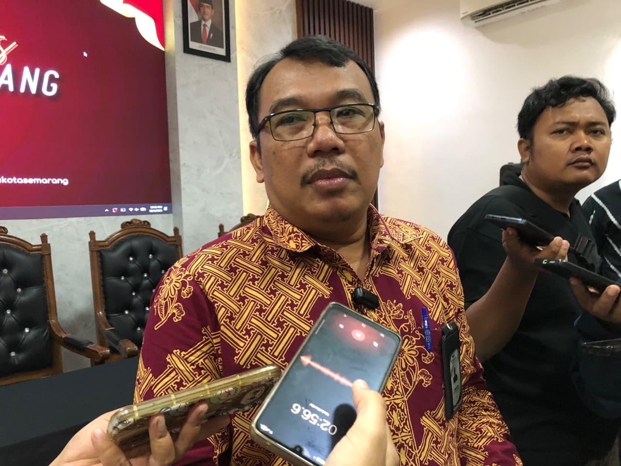 KPU Semarang Tegaskan Tika Mantofany Daftar Caleg 2024 Menggunakan Ijazah SMA KPU Semarang Tegaskan Tika Mantofany Daftar Caleg 2024 Menggunakan Ijazah SMA