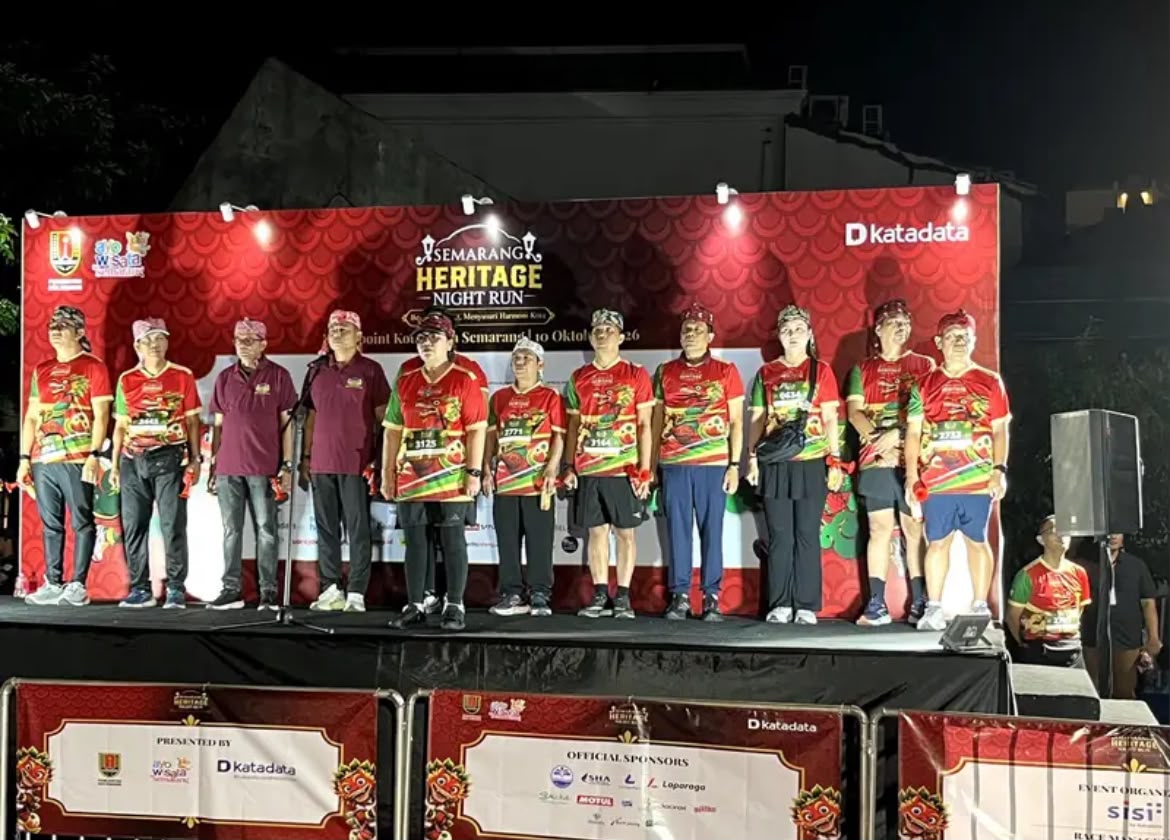 PDAM Tirta Moedal Ramaikan Heritage Night Run 2026, Ady Setiawan Dampingi Wali Kota Semarang PDAM Tirta Moedal Ramaikan Heritage Night Run 2026, Ady Setiawan Dampingi Wali Kota Semarang