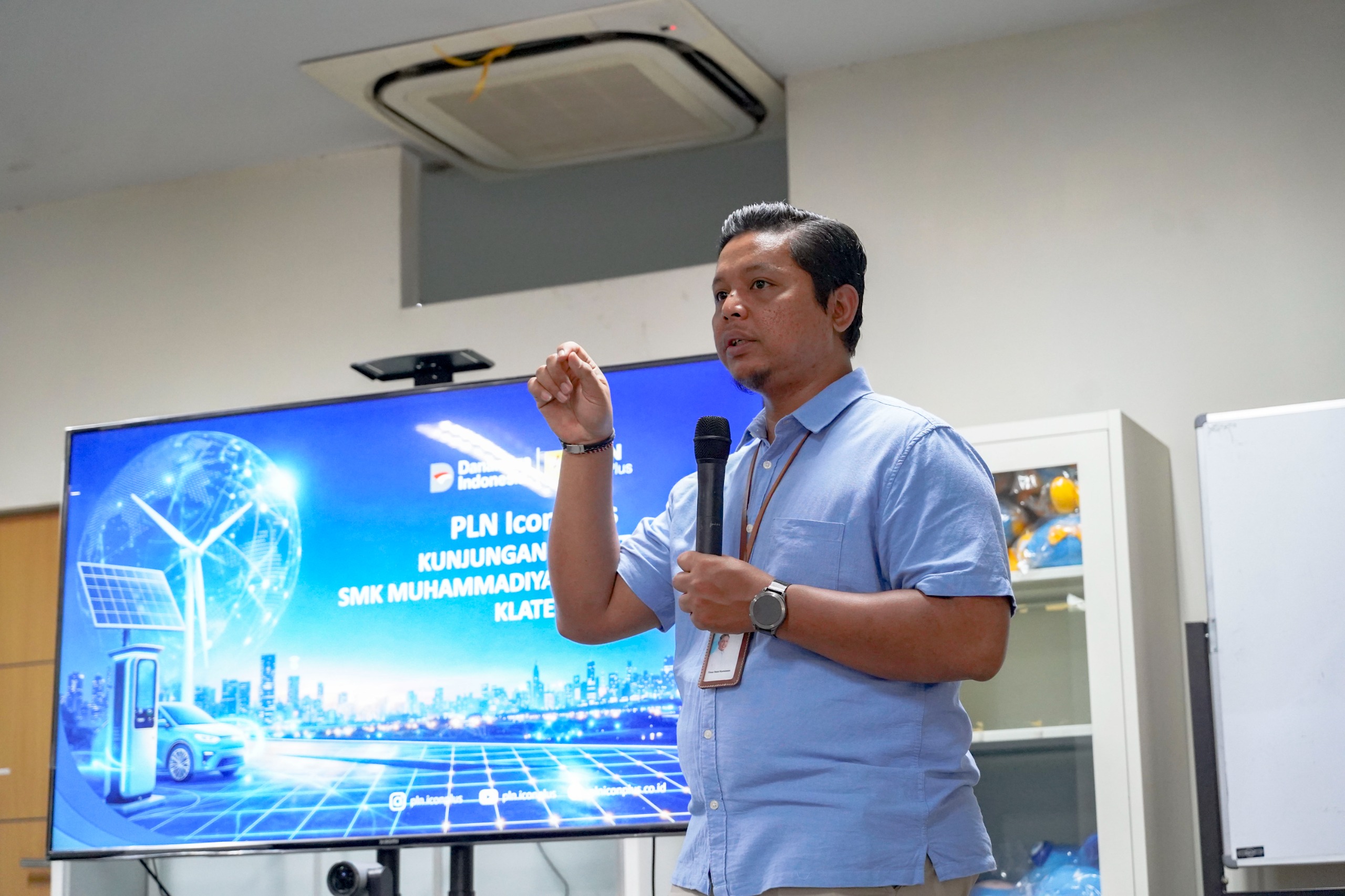 PLN Icon Plus SBU Regional Jawa Bagian Tengah Sambut Kunjungan Industri SMK Muhammadiyah 1 Prambanan PLN Icon Plus SBU Regional Jawa Bagian Tengah Sambut Kunjungan Industri SMK Muhammadiyah 1 Prambanan