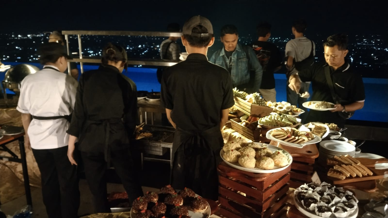 BBQ Louis Kienne Pemuda