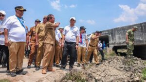 Ahmad Luthfi Normalisasi Saluran Irigasi Demak, Targetkan Petani Bisa Tanam hingga Tiga Kali Setahun