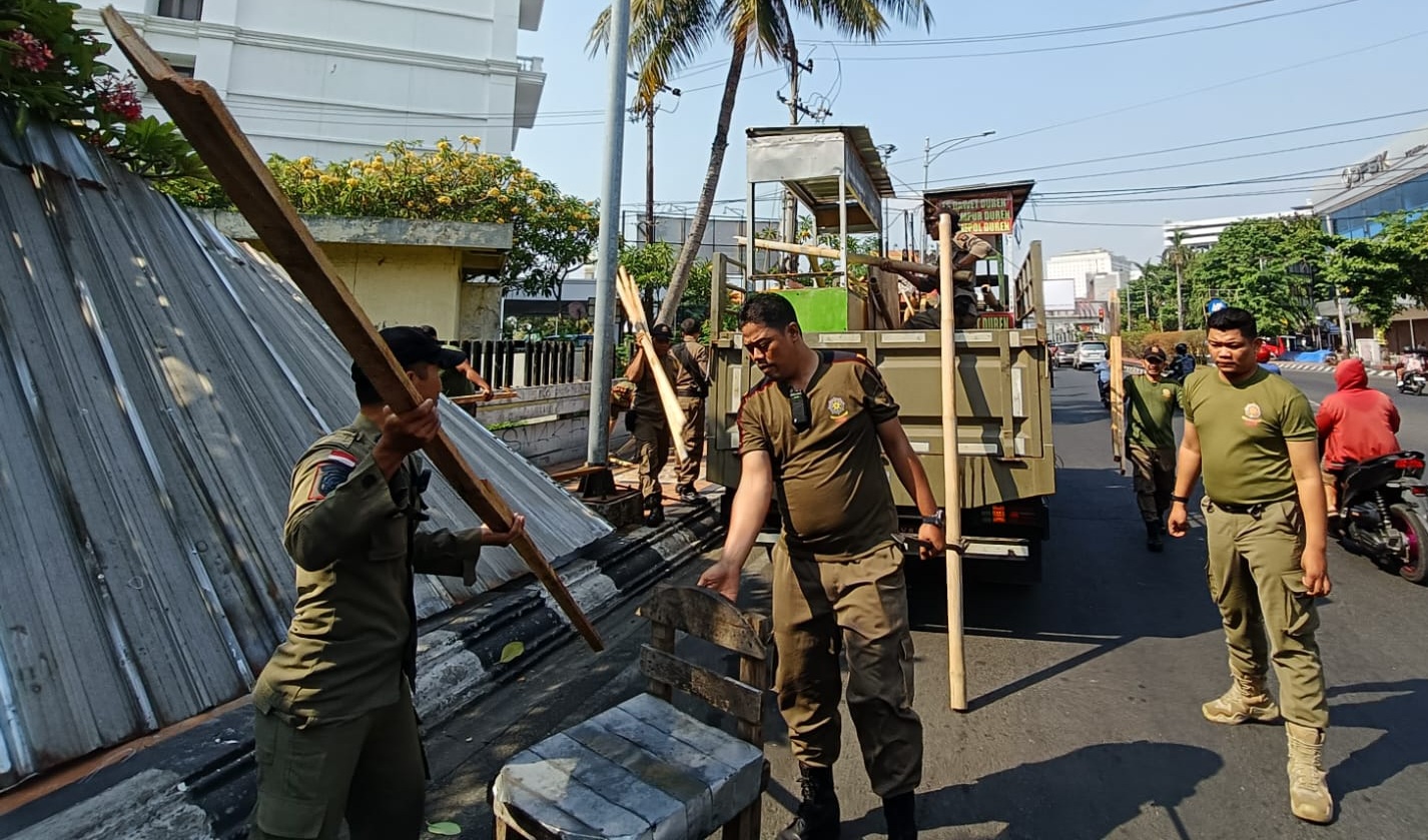 Pembongkaran Lapak